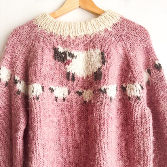 Vintage Hand-knit Pink Ivory Sheep motif Wool Sweater L/XL - Picture 2 of 4